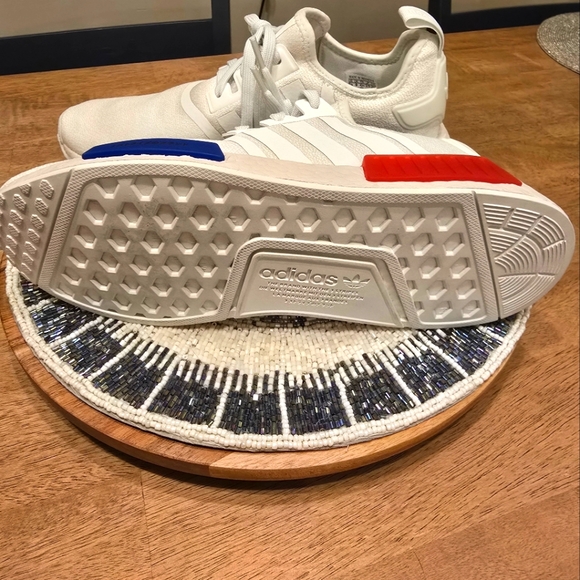 ADIDAS NMD R1 - Picture 6 of 7